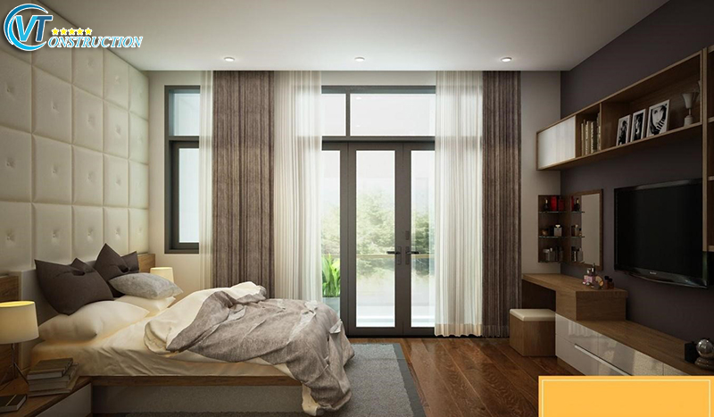 Phòng ngủ được thiết kế cửa kính rộng rãi, thông thoáng tạo không gian dễ chịu